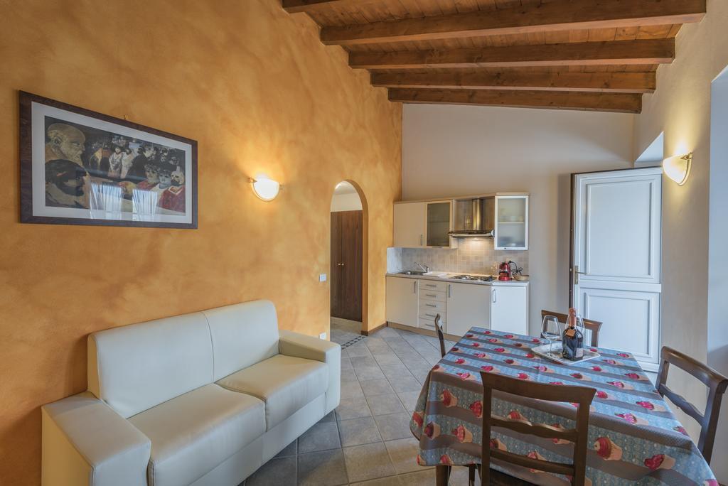 Tremezzina Villa Edy Apartments מראה חיצוני תמונה